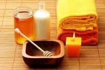 Milk and Honey Hydrating Body Wrap & Massage